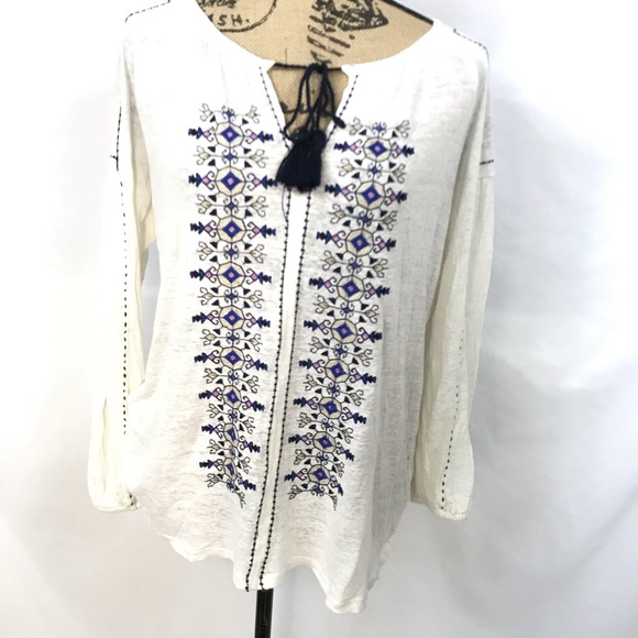 Lucky Brand Tops - Lucky Brand Embroidered Linen Top Size Medium